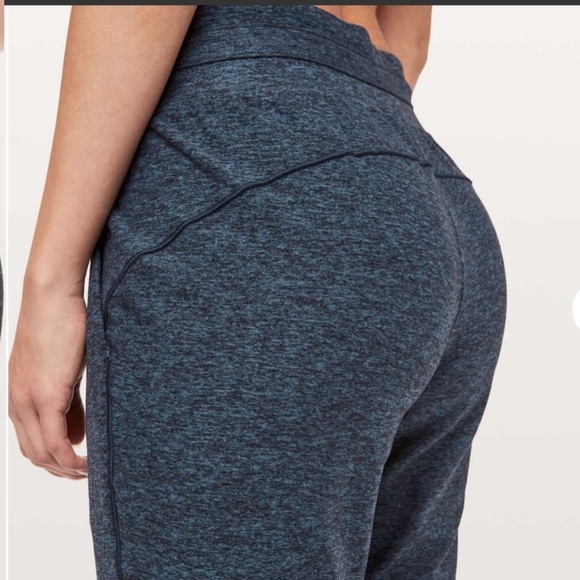 Lululemon Ready To Rulu Pant *Updated 25"
Heathered True Navy / Black - Picture 4 of 12
